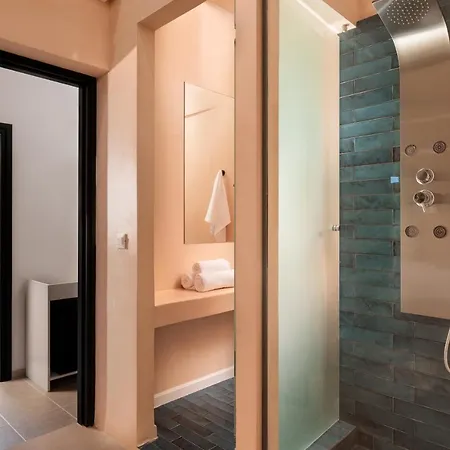 Legato House Apartment *
